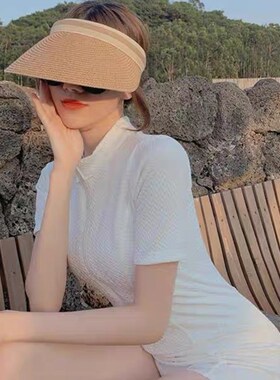 女孩泳衣女202k5新款保守连体平角高级感学生上课冲浪潜水服泡温