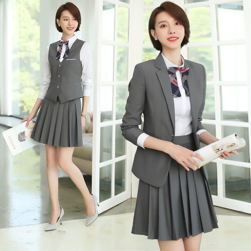 时尚幼师职业套i装女秋季新款教师园服女幼儿园老师工作服面试服