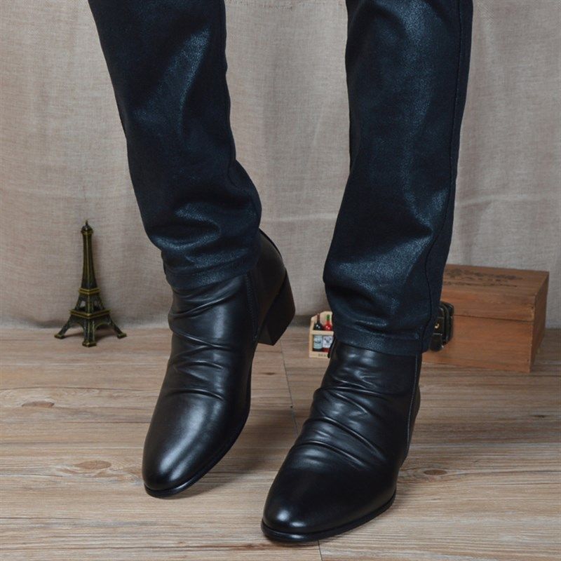 男士韩版潮流皮i靴英伦风尖头短靴内增高中帮男靴子马丁靴高帮皮