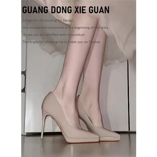 裸色防水台高跟鞋i女走秀2026年春秋新款10cm漆皮礼物仪细跟尖头