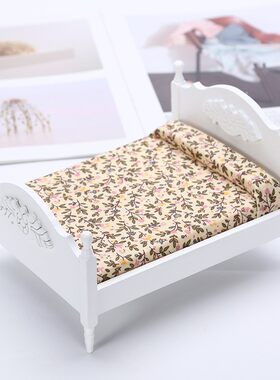1:12娃娃屋微缩模型迷你家具卧室微场景模N型欧式木质布艺双人床