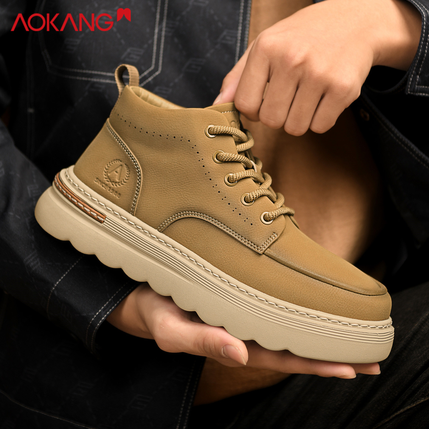 奥康新款印花休闲板鞋中帮软底