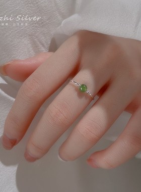 碧玉戒指女2025年新款小众设计感高级食指戒素圈开口戒可调节指环