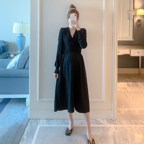 孕妇秋装连衣裙气质孕妇装秋季显瘦针织裙秋款裙子外穿毛衣裙秋冬