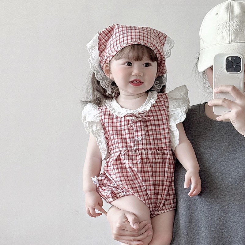 女宝宝衣服夏款花边格子连体衣婴儿夏季洋气飞袖包屁衣夏装配帽子