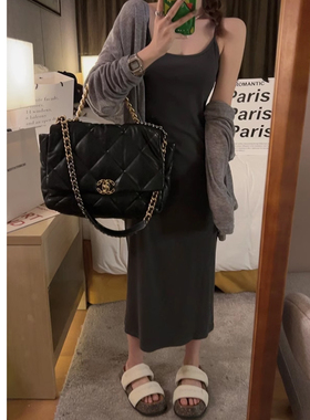 孕妇吊带裙套装春夏季新款休闲显瘦连衣裙托腹百搭紧身灰色打底裙