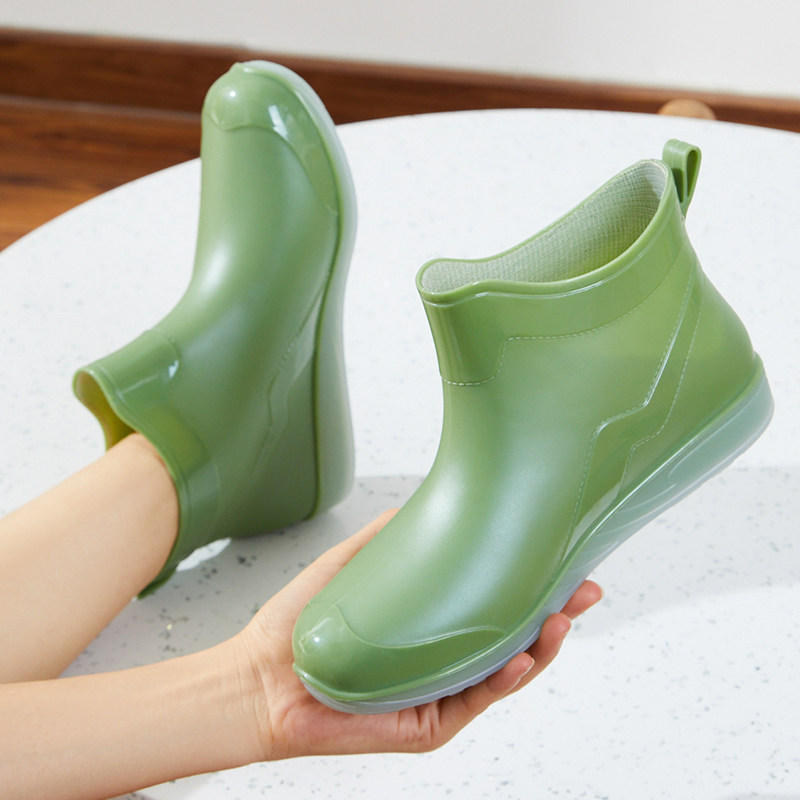 日系雨鞋女短筒时尚款胶鞋外穿加绒棉防水鞋雨季洗车工作防滑雨靴