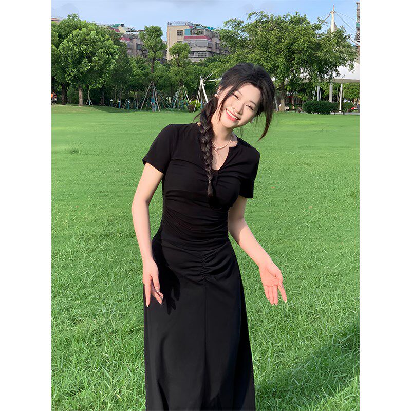 六指导 懒人套装2.0 休闲显瘦弹力短袖t恤遮肉抽褶半身裙两件套女