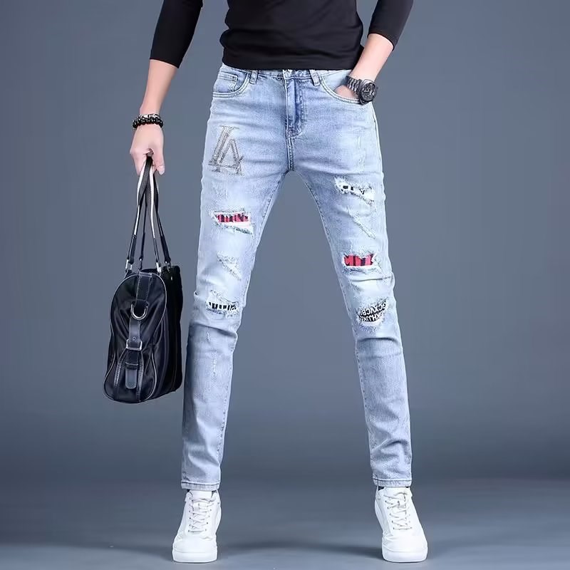 浅色烫钻牛仔裤男春秋新款印花破洞修身长裤子韩版弹力休闲小脚裤