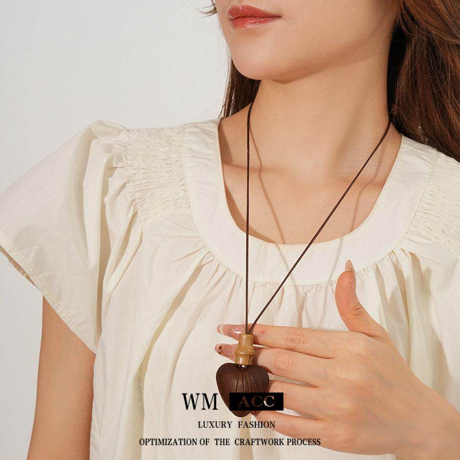 新中式木头爱心竹子吊坠项链复古民族风毛衣链设计感小众饰品