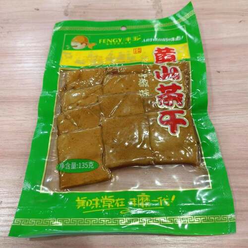 安微特产135克黄山茶干豆腐干 麻辣味香干鸡汁麻辣即食零食大包装