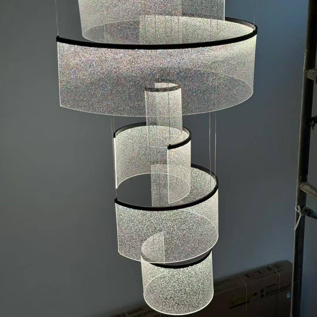 复式楼客厅大吊灯现代简约2025新款中空轻奢艺术大气别墅楼梯吊灯