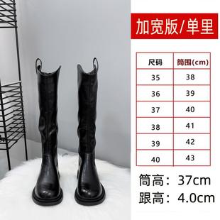 新品棕色靴子女2025新款春秋单靴V口长筒靴加绒高筒靴平底不过膝