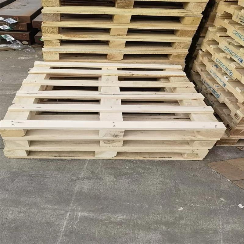 衡水德州邢台保定邯郸木托盘供应免熏蒸托盘四面进叉实木托盘厂家