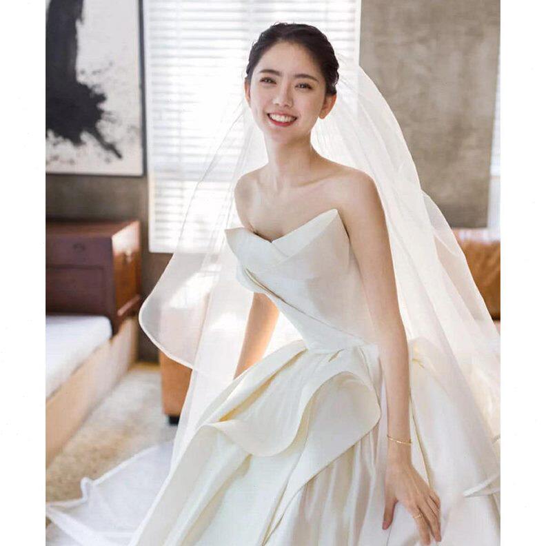 甄选进口缎面法式复古缎面轻主婚纱2025新款新娘气质小个子宫廷公