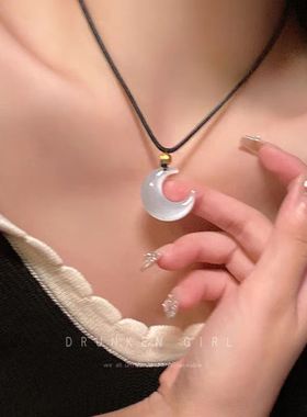 月牙闺蜜项链ins风手工编织气质轻奢高颜值学生送生日礼物