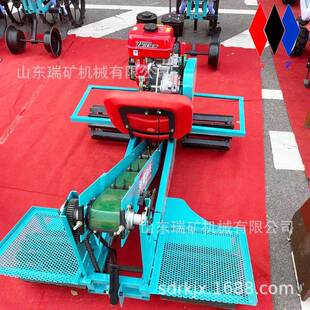 山东安丘自走式大姜播种机座驾式生姜种植机株距深浅可调种植机