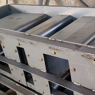 电缆槽模具桥梁混凝土钢模具矩形水渠模型U型槽模具电缆槽模具