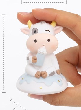 可爱卡通牛年摆件创意车载办公装饰品客厅桌面十二生肖摆设全套