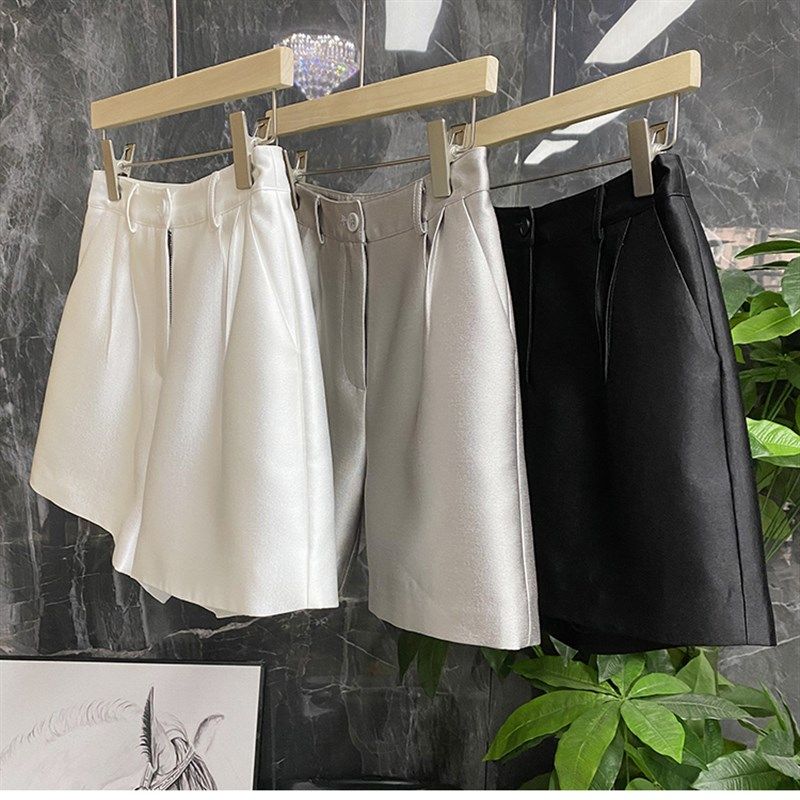 N货!大长腿好比例穿出来~随便搭都好看!羊毛真丝休闲短裤女202116,女装/女士精品,休闲裤,淘宝优惠券,粉丝福利购,淘宝优惠卷