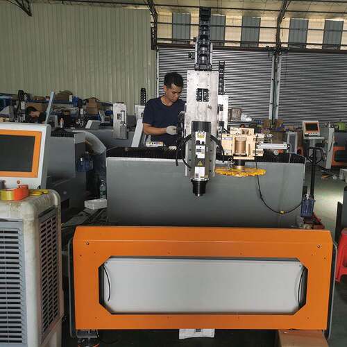 铝控型材数设设备源头厂家 床门窗型材钻YD-CNC12铣机 门窗钻铣加