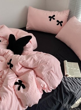 简约少女粉色拼黑色蝴蝶结毛巾绣水洗棉四件套床单宿舍被套三件套