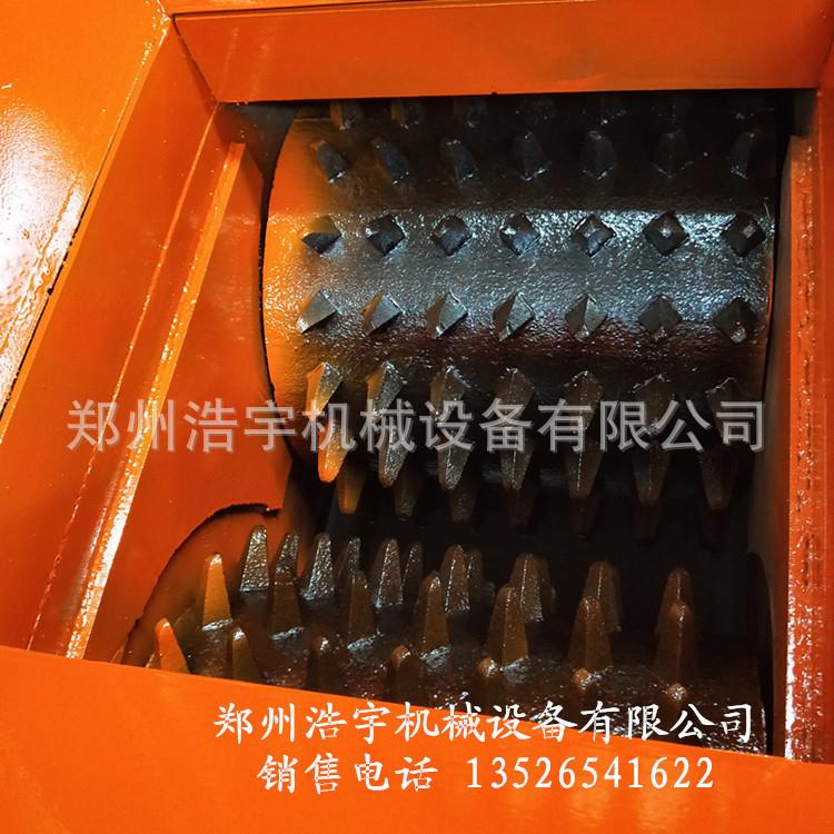 机械齿辊式沥青块破碎机狼牙辊石油焦破碎机煤炭破碎机