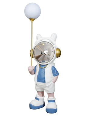 大型宇航员落地摆件潮酷轻奢太空人举灯客厅电视柜装饰品乔迁礼品