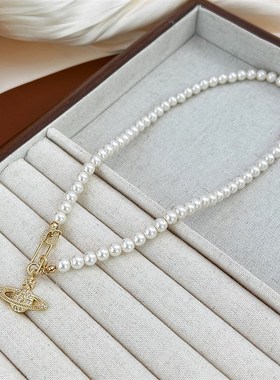 星球回纹针吊坠珍珠项炼女小众设计感锁骨炼2025新款爆款轻奢颈炼