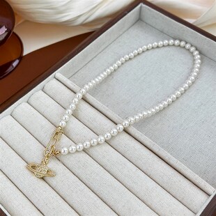 星球回纹针吊坠珍珠项炼女小众设计感锁骨炼2025新款爆款轻奢颈炼