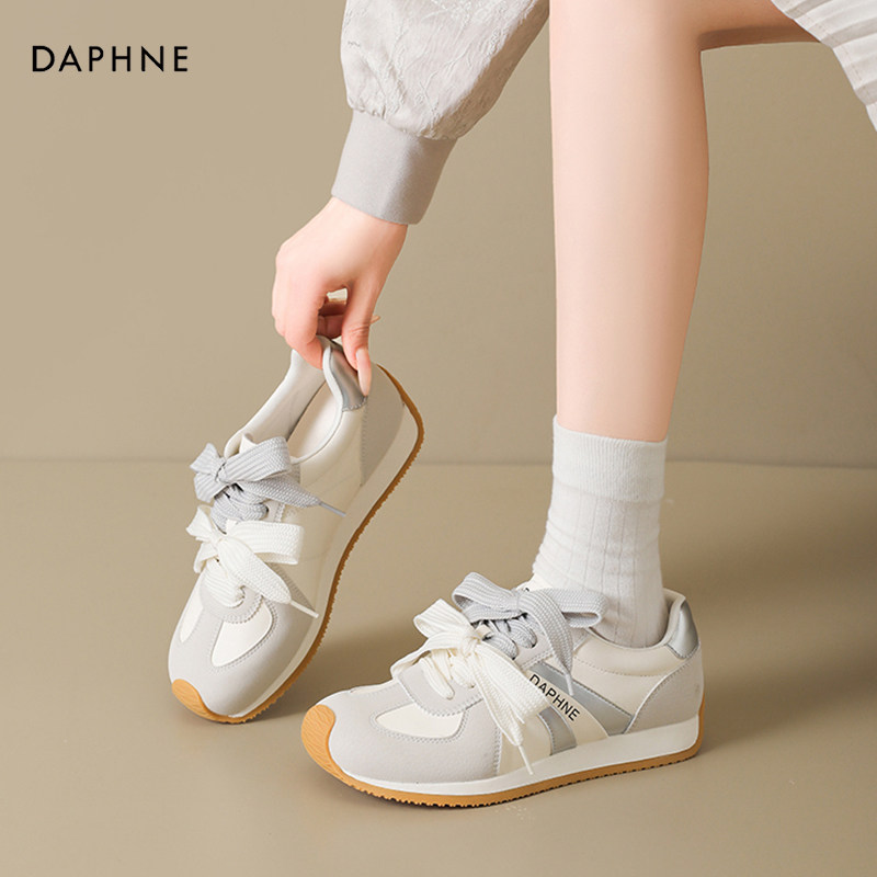 达芙妮厚底德训鞋女2026春季新款潮流双色鞋带运动休闲阿甘鞋板鞋