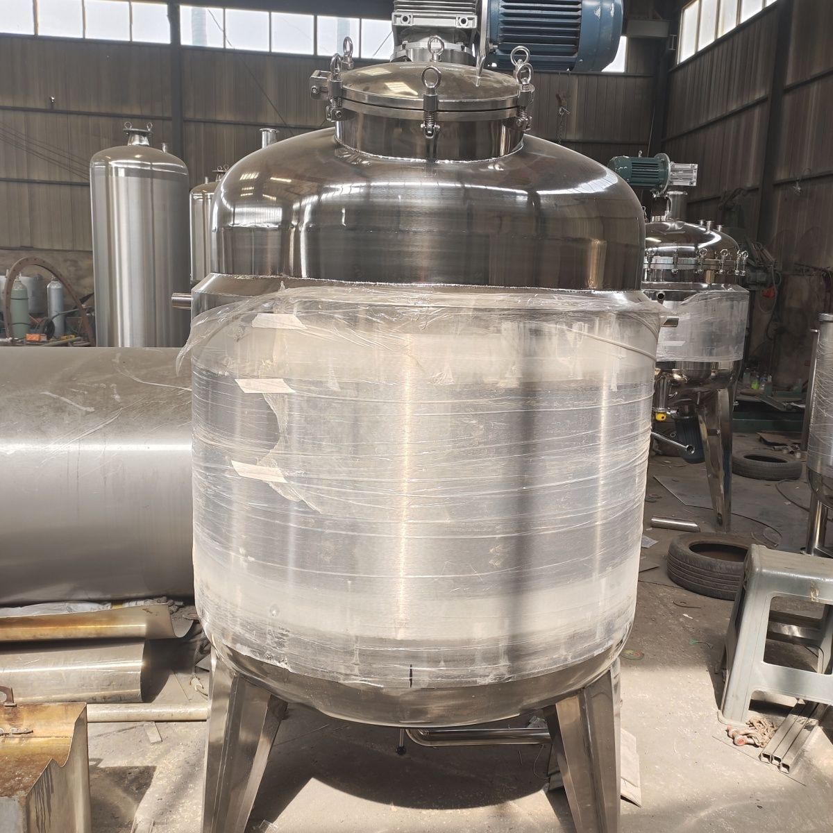 304不锈钢加热搅拌罐发酵罐立式