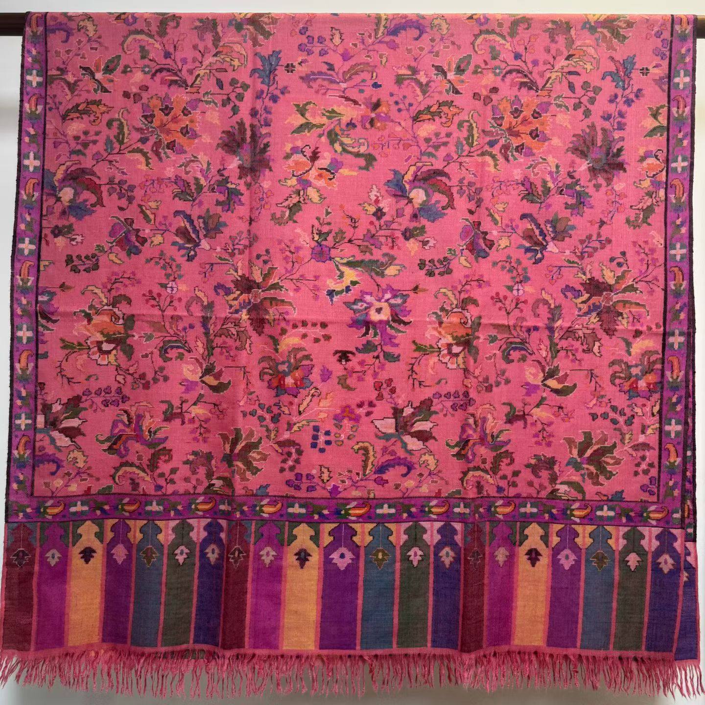 粉底紫铃兰花卡尼克什米尔手工披肩围巾,个性定制/设计服务/DIY,针织类定制/加工,淘宝优惠券,粉丝福利购,淘宝优惠卷