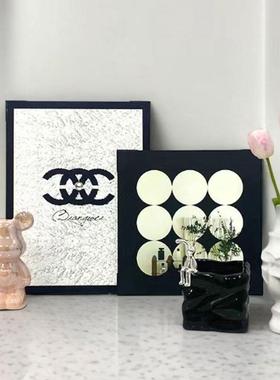 北欧ins高档简酒约香风电摆件白黑米奇KUZ装饰品柜视柜家居桌面礼