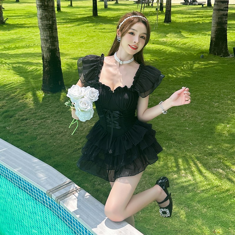 仙女范泳衣新款连体保守平角遮肚显瘦G裙式高级感蕾丝学生温泉泳