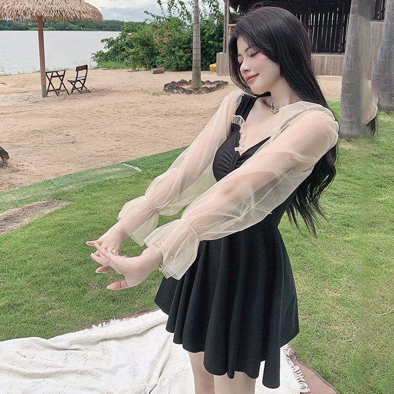 【月光少女】胖MM长袖大s码学生保守遮肚显瘦连体裙式泳衣9009