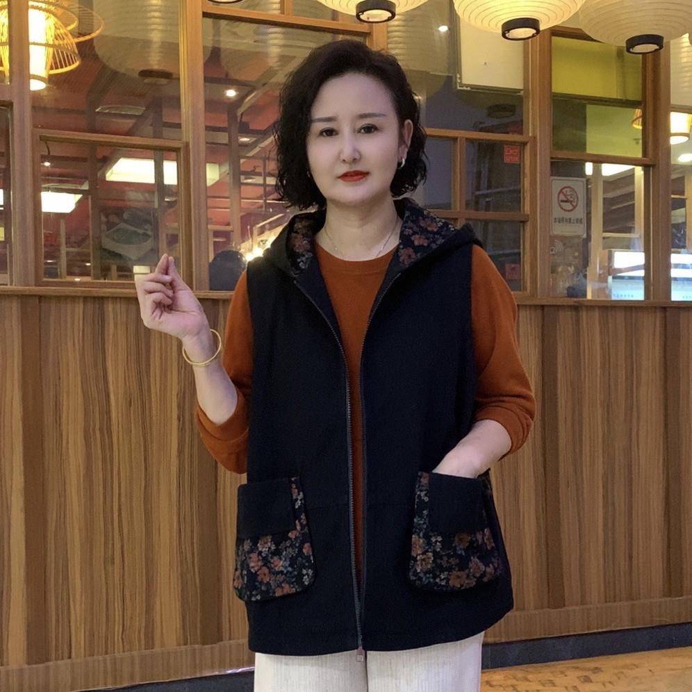 新品中老年女装马夹妈妈秋装2026新款马甲外套洋气宽松加肥加大码