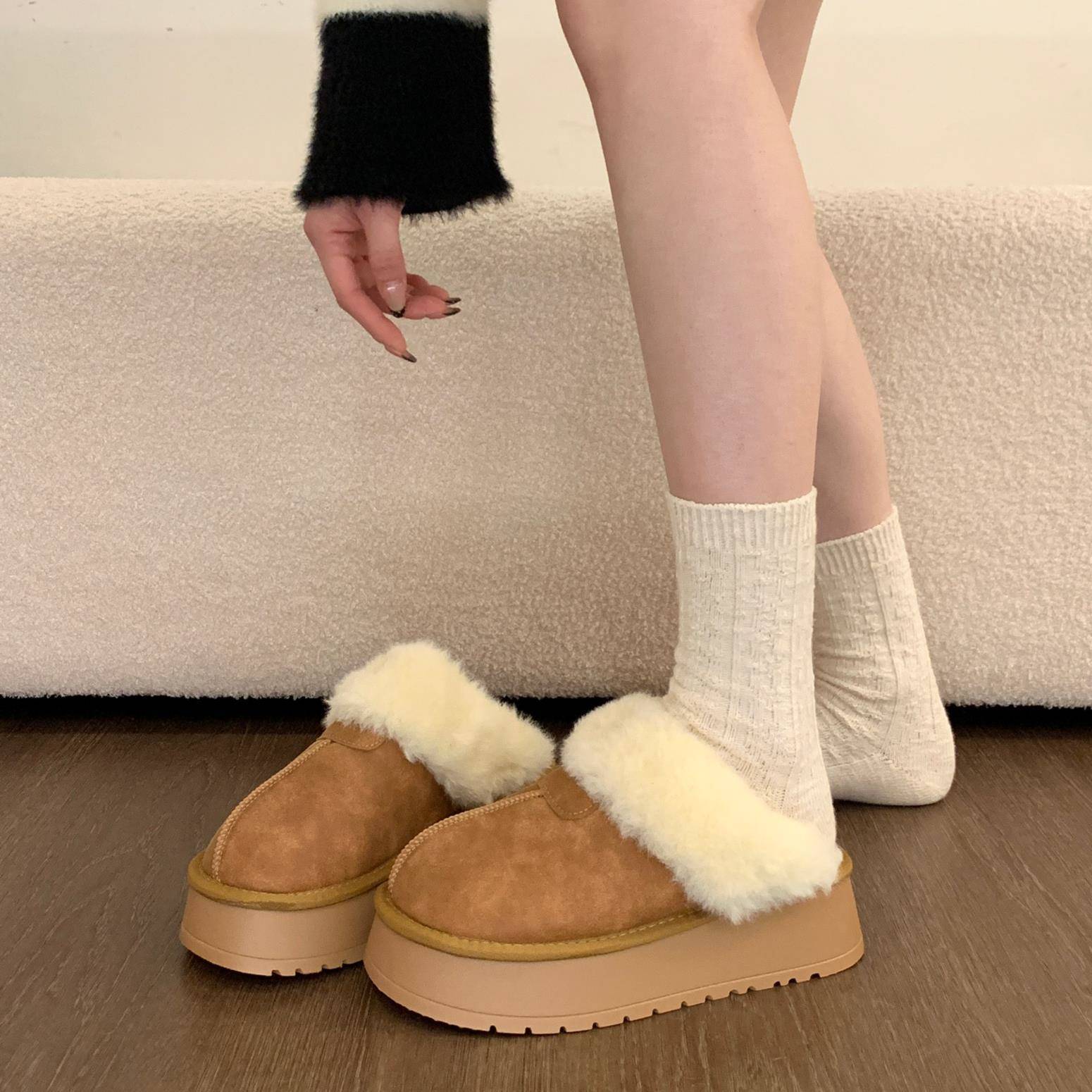 新品厚底加绒一脚蹬白色雪地靴半拖毛毛棉拖鞋女冬外穿2026新款勃