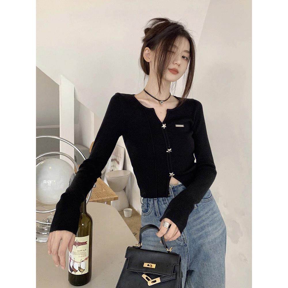 新品黑色短款绝美长袖小上衣女2026早初春新款外塔毛衣针织开衫高