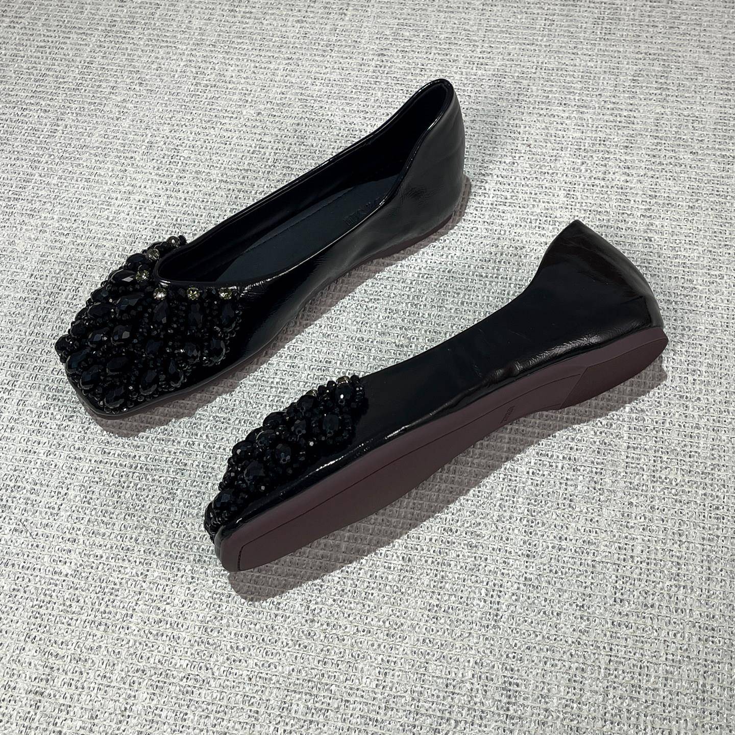 新品大码女鞋41到43码胖脚宽肥孕妇鞋子防滑软底新款春秋外穿半拖