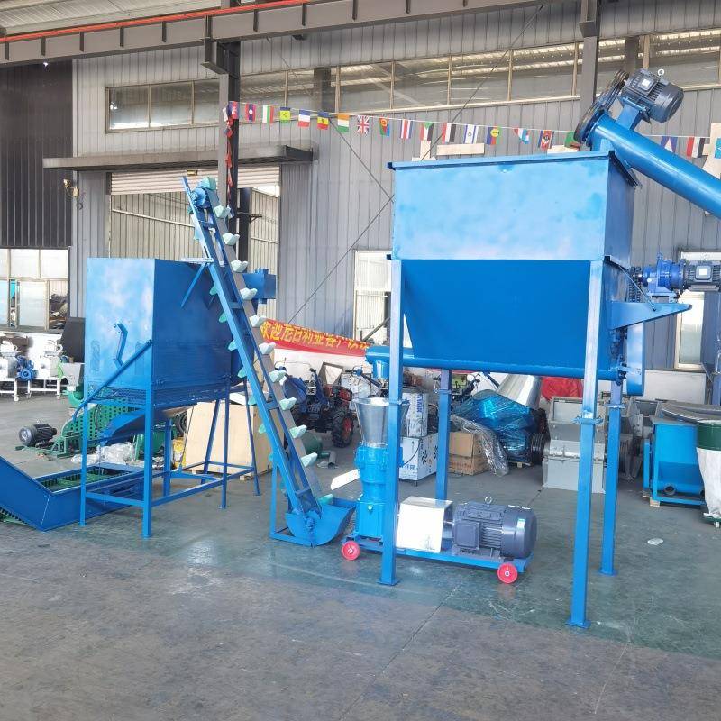 青草玉米颗粒饲料机猪鸡鸭鹅颗粒饲料机小型家禽养殖颗粒饲料机