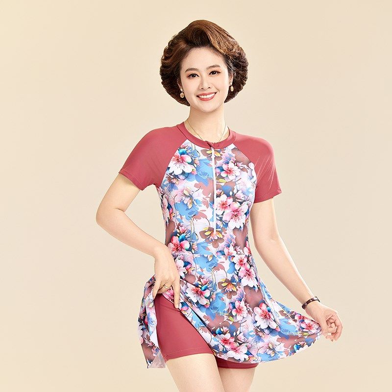 妈妈泳衣女士泡温泉新款连体显瘦遮肚游泳K衣保守大码中老年泳装