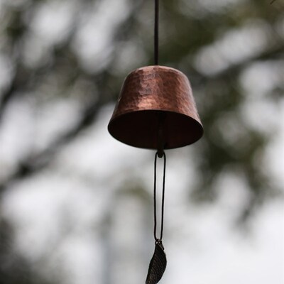 纯铜风铃声音清脆复古手工锤纹平安挂饰民宿铃铛客厅家居装饰