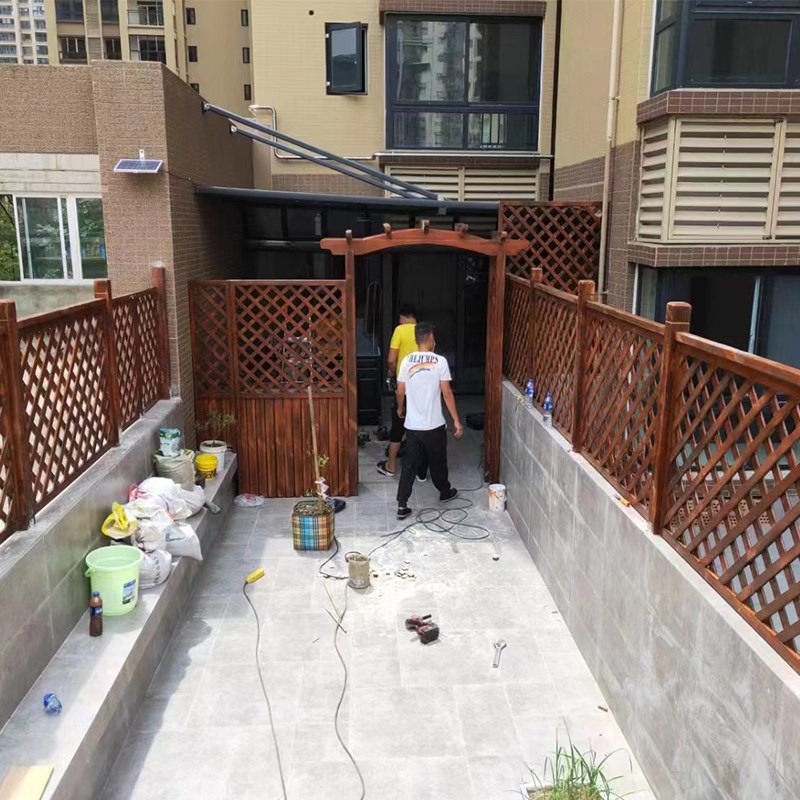 定制防腐木栅栏别墅庭院实木围栏阳台木栏杆花园篱笆隔断围墙护栏