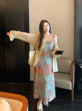 NAZ那a子大码2024夏季新款复古针织油画印花法式胖mm显瘦女吊带裙