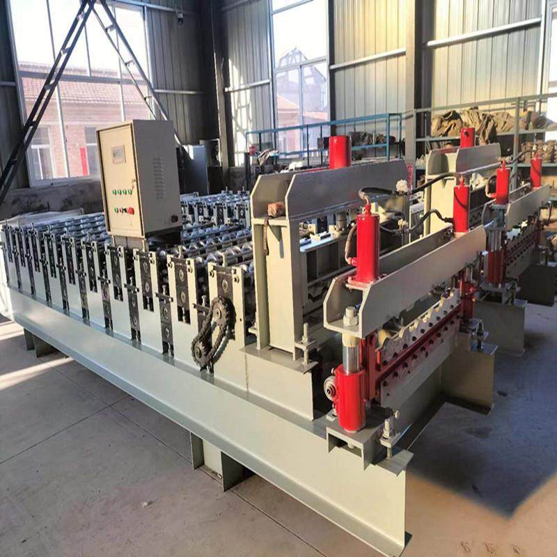 全自动彩钢建筑设备出两种版型800-840型屋顶板设备