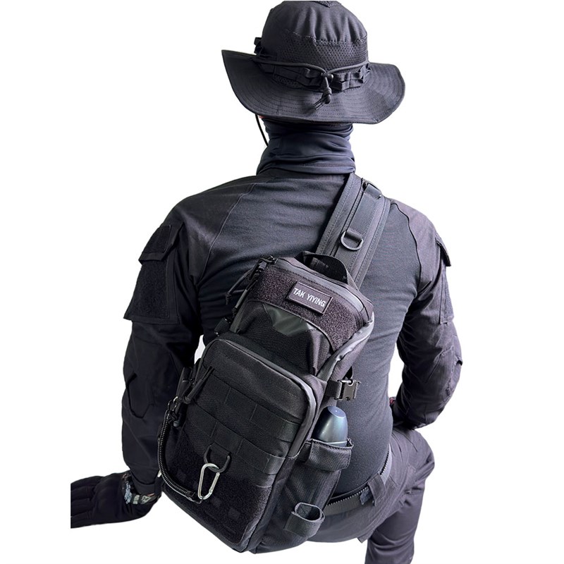 男士胸包户外战术斜挎包路亚包小容量机能运动男士包包单肩斜挎包