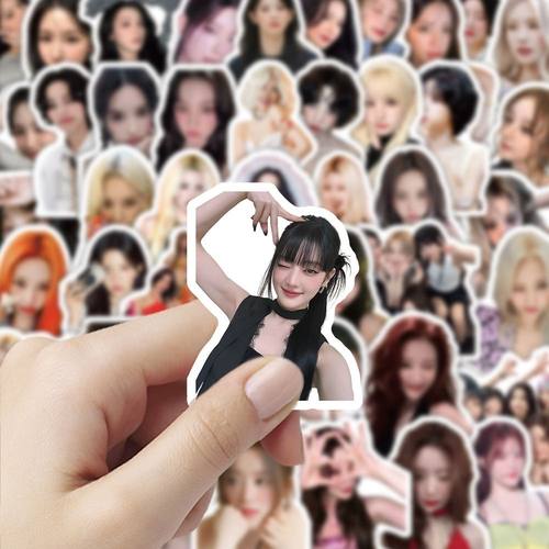 300张g-idle女团贴纸ins明星娟总宋雨琦贴画手机手账笔记本贴纸