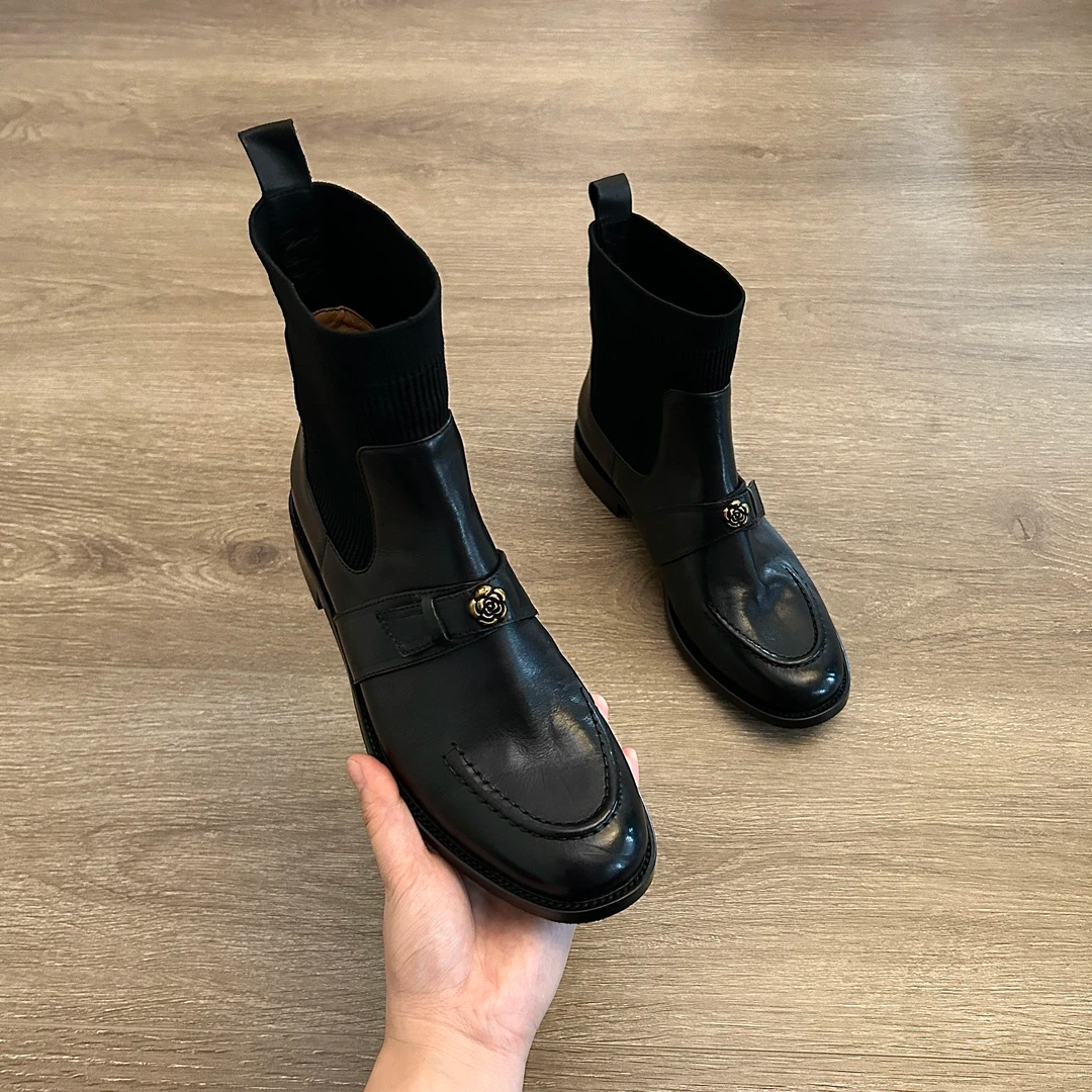 真皮复古百搭瘦瘦靴粗跟小短靴