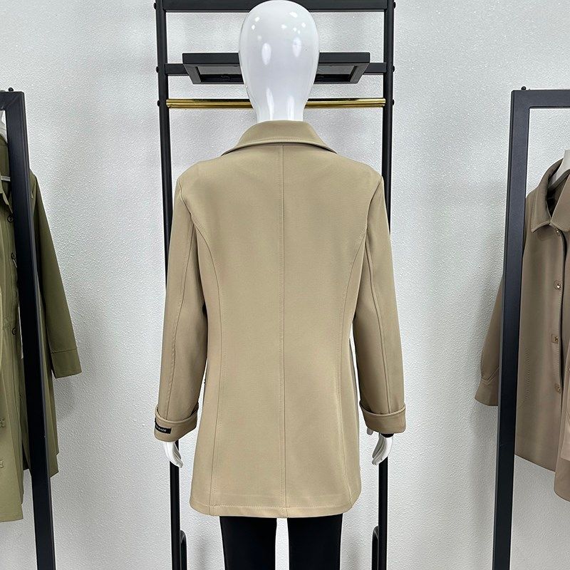 大码2024年中老年女士气质妈妈春装西服领风衣外套春秋上衣显瘦新